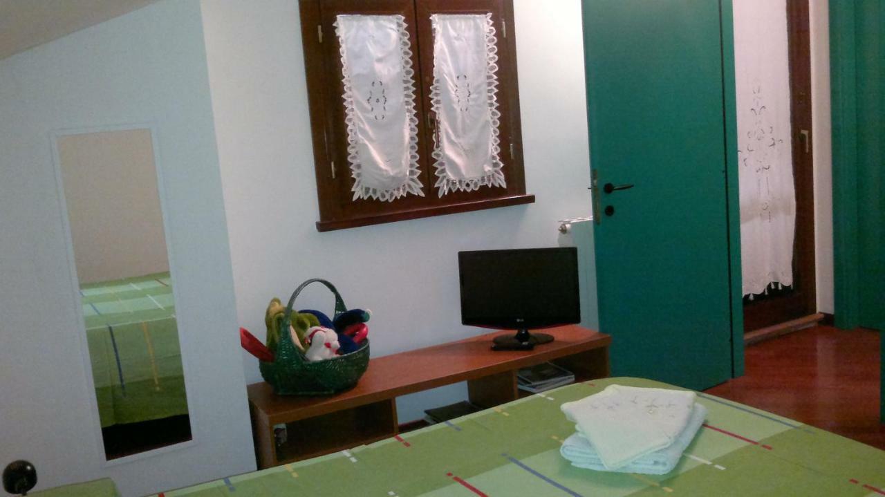 Appartamento Relax Терні Екстер'єр фото